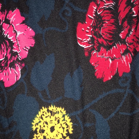 NWT OS Lularoe Leggings - Picture 2 of 2